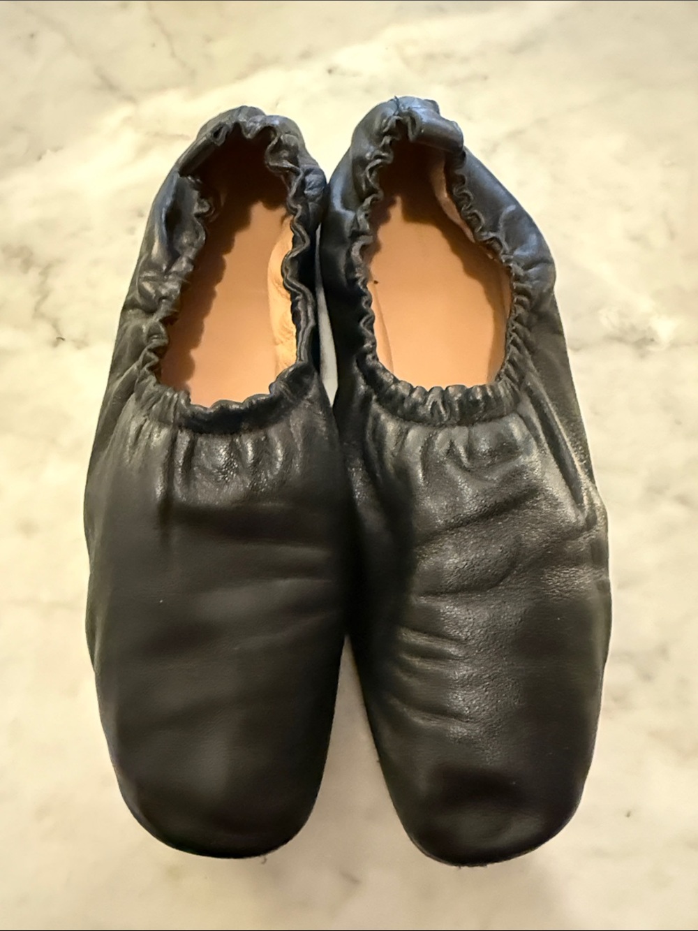 Mansur Gavriel Leather Glove Ruched Ballerina in black